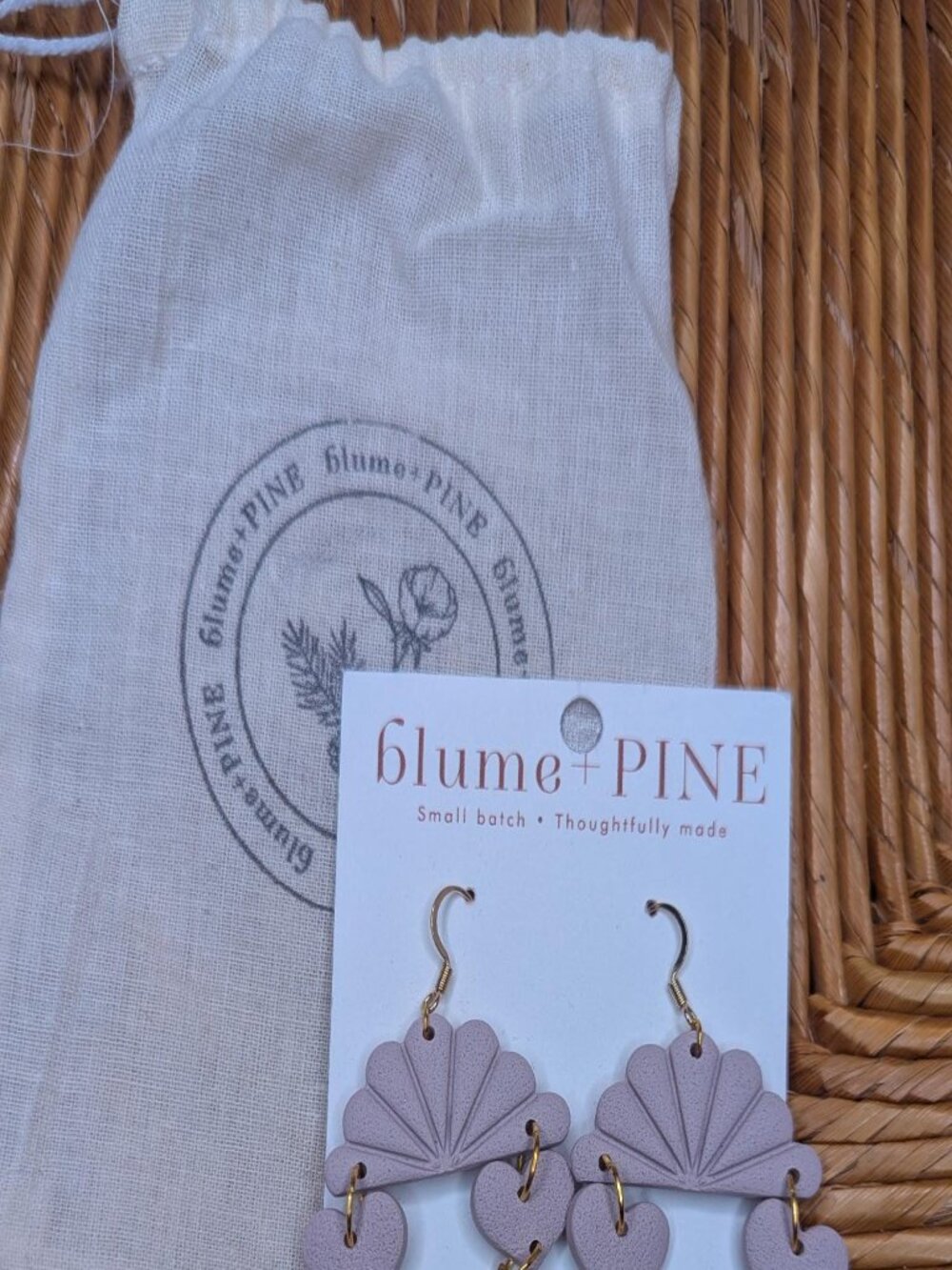BNIB Blume and Pine Shell & Heart Earrings
